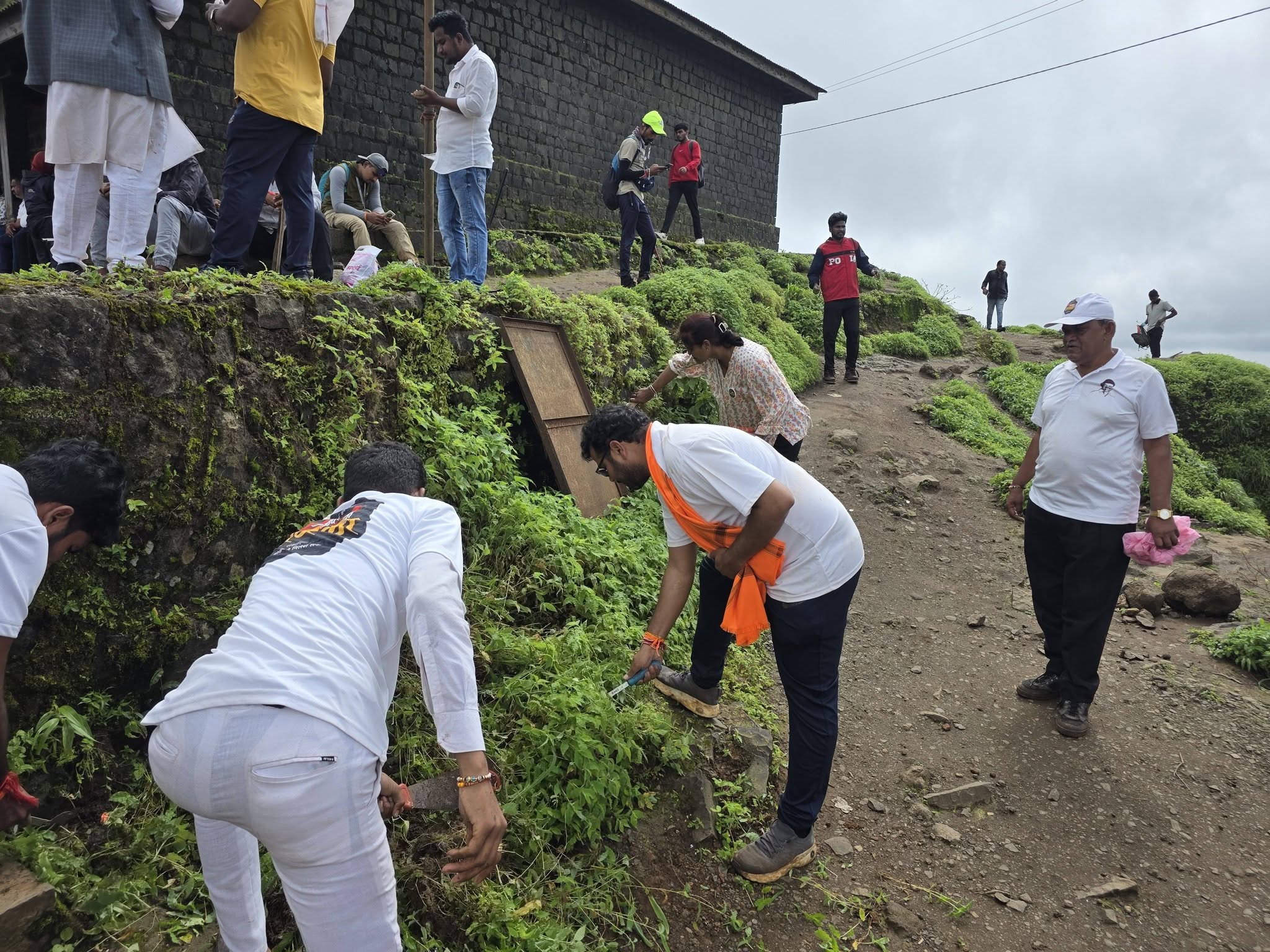 gallery/rajgadh/01M1K86GAATE7WBE142VSTHDEQ.jpg